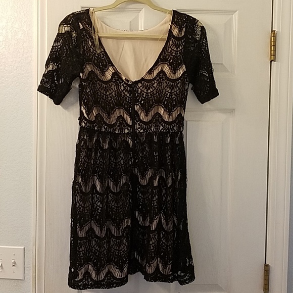 ☘3 for $24☘Black and blush lace dress - Picture 4 of 8